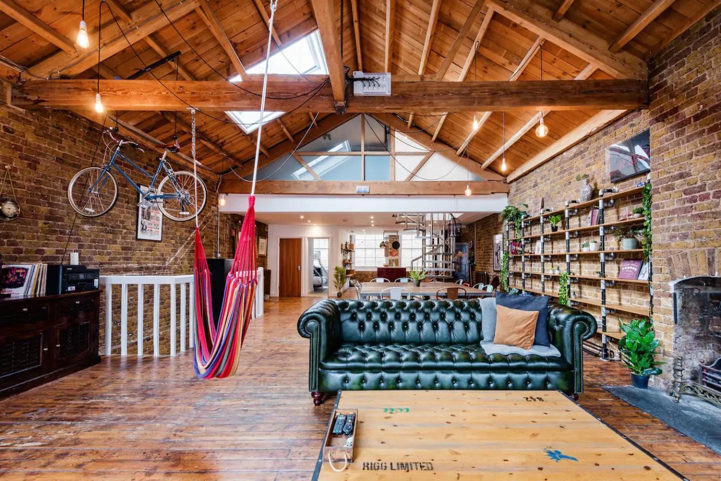 Apartment Penthouse Loft With Roof Terrace Not For Events Or Parties *